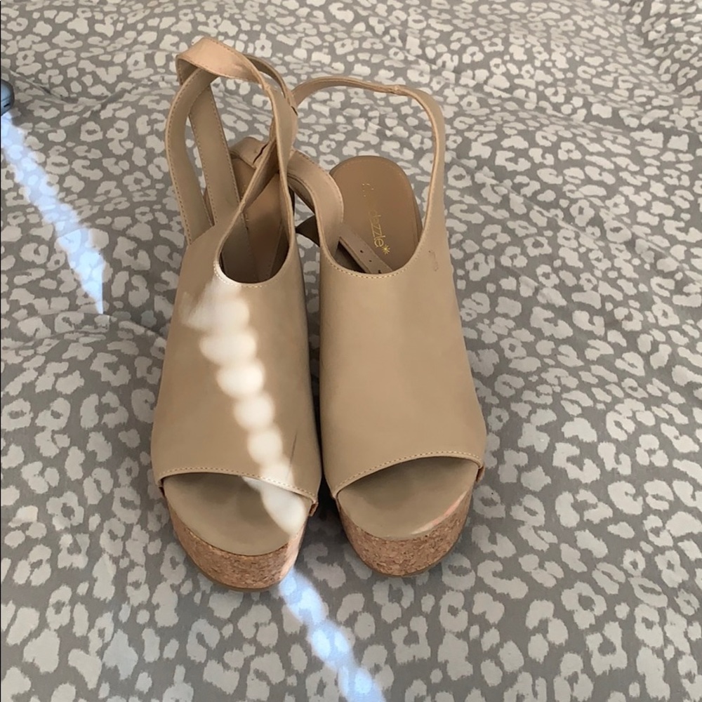 Wedge heels